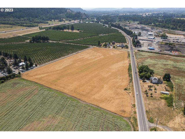 90611 COBURG Rd, Eugene, OR 97408