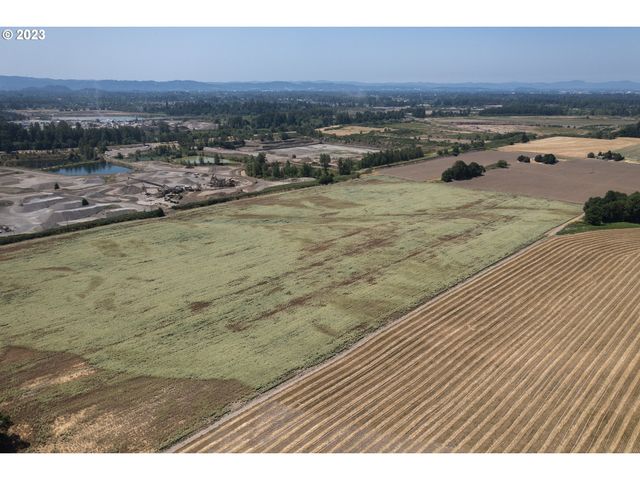 90611 COBURG Rd, Eugene, OR 97408