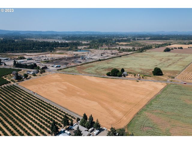 90611 COBURG Rd, Eugene, OR 97408