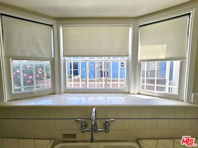 2211 W 78th Place, Inglewood, CA 90305