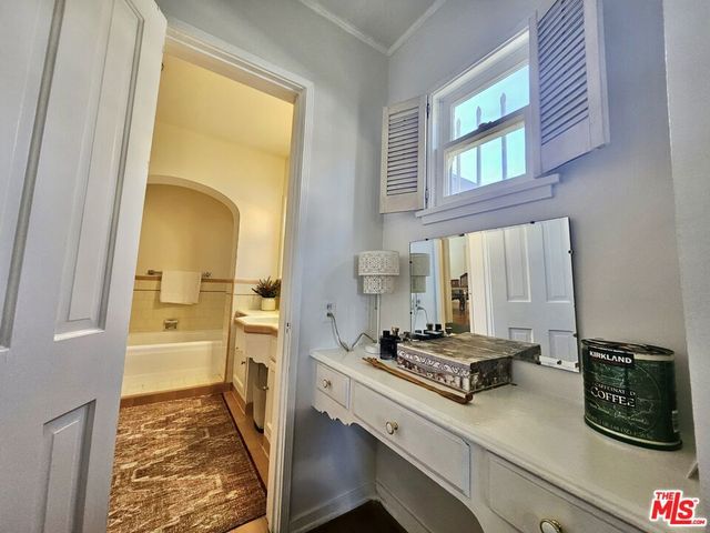 2211 W 78th Place, Inglewood, CA 90305