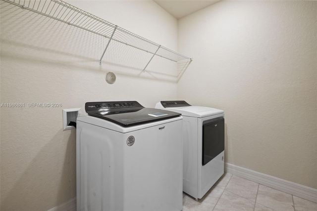 3125 Buttonwood Court, Lauderdale Lakes, FL 33311