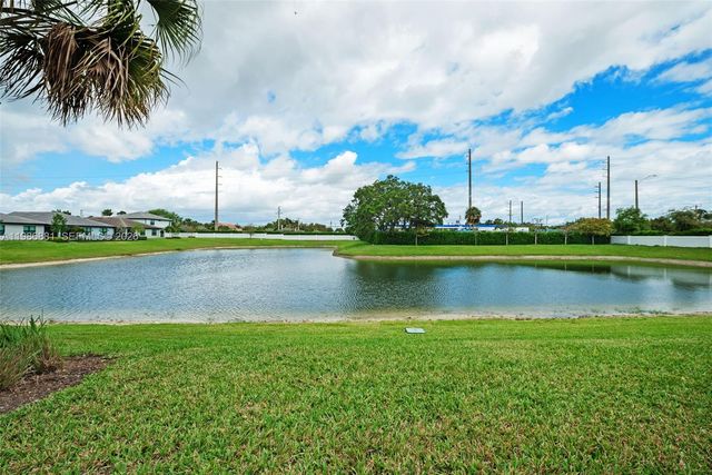 3125 Buttonwood Court, Lauderdale Lakes, FL 33311