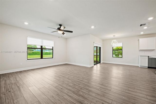 3125 Buttonwood Court, Lauderdale Lakes, FL 33311