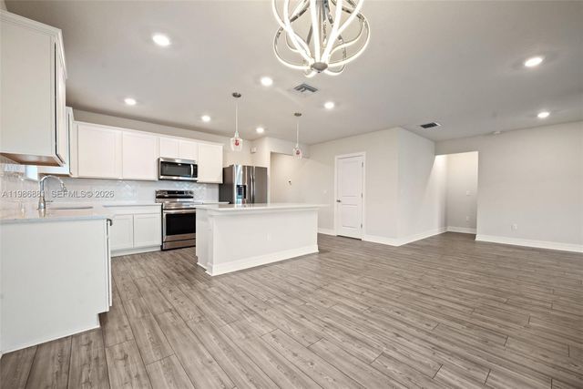 3125 Buttonwood Court, Lauderdale Lakes, FL 33311
