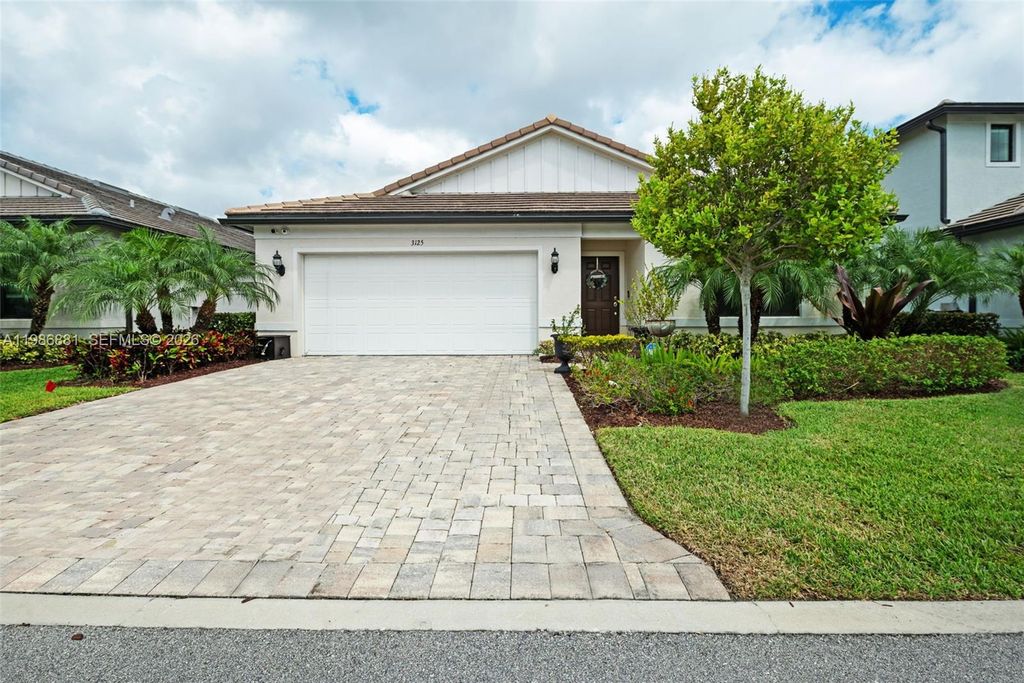 3125 Buttonwood Court, Lauderdale Lakes, FL 33311
