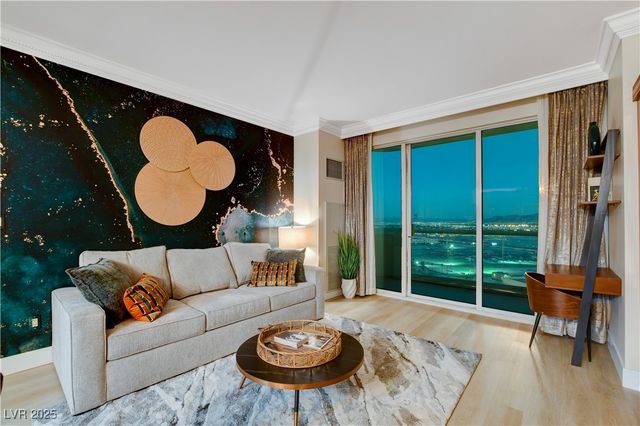 145 East Harmon Avenue 2120, Las Vegas, NV 89109