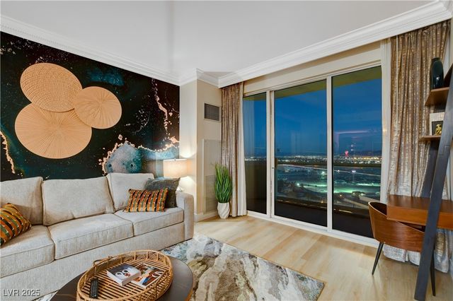 145 East Harmon Avenue 2120, Las Vegas, NV 89109