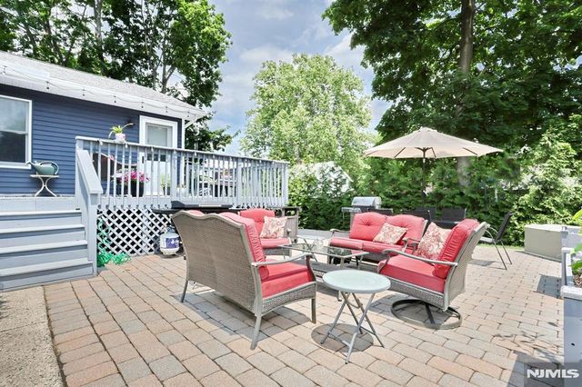 117 Roxbury Road, Dumont, NJ 07628