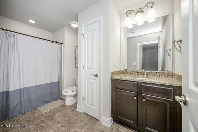 16 Sweetgrass Lane, Ocean Springs, MS 39564