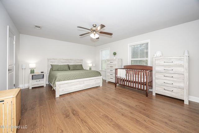 16 Sweetgrass Lane, Ocean Springs, MS 39564