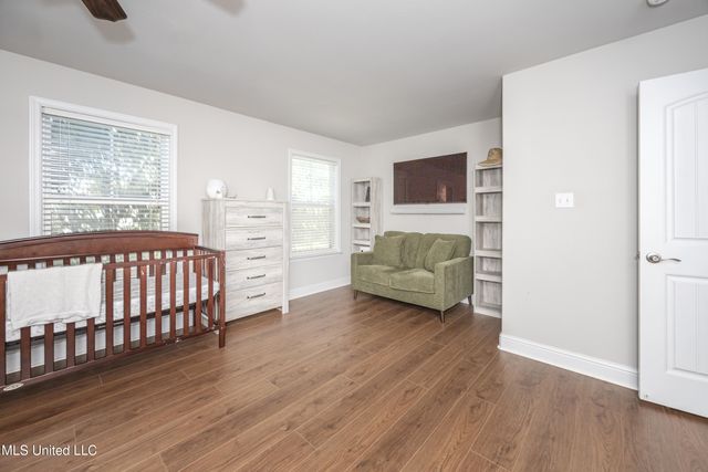 16 Sweetgrass Lane, Ocean Springs, MS 39564