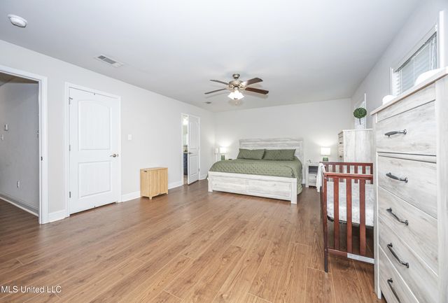 16 Sweetgrass Lane, Ocean Springs, MS 39564