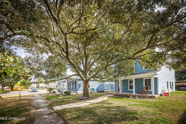 16 Sweetgrass Lane, Ocean Springs, MS 39564