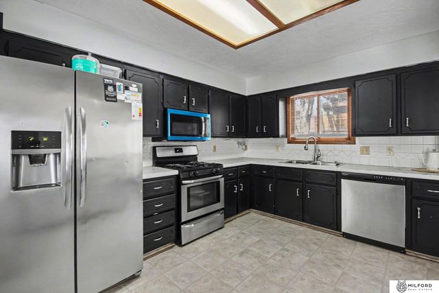 8202 Tucker Street, Omaha, NE 68122