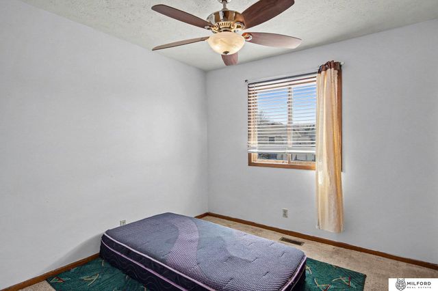 8202 Tucker Street, Omaha, NE 68122