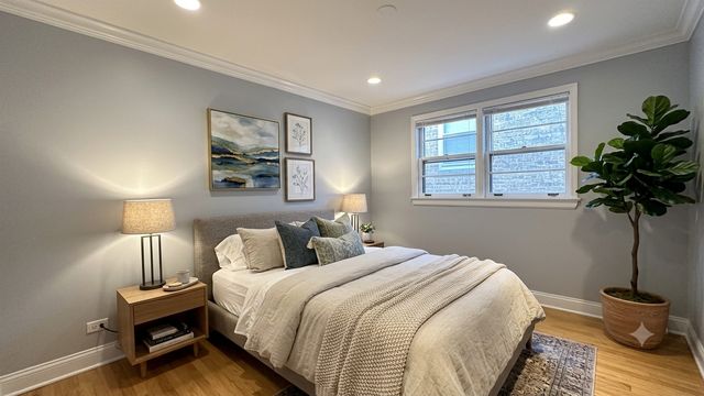 5717 N Saint Louis Avenue 2, Chicago, IL 60659