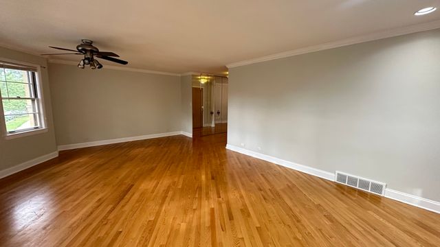 5717 N Saint Louis Avenue 2, Chicago, IL 60659