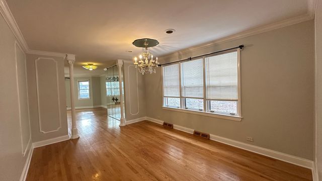 5717 N Saint Louis Avenue 2, Chicago, IL 60659