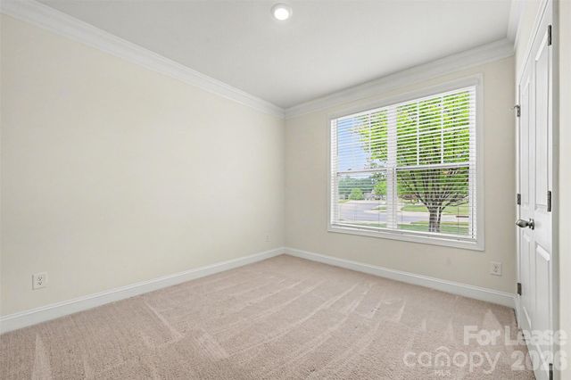 141 Hanks Bluff Drive, Mooresville, NC 28117
