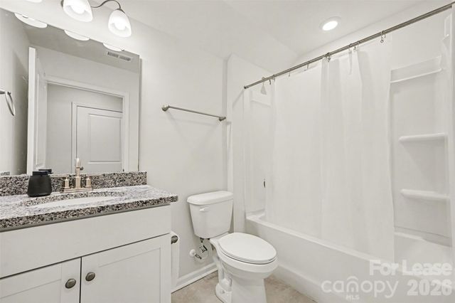141 Hanks Bluff Drive, Mooresville, NC 28117