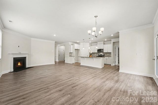 141 Hanks Bluff Drive, Mooresville, NC 28117