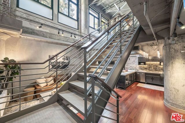 1100 S 11th Avenue A005, Los Angeles, CA 90015