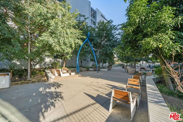 1100 S 11th Avenue A005, Los Angeles, CA 90015