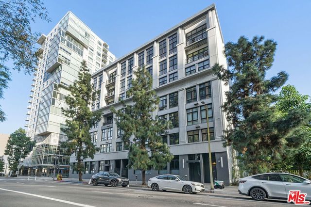 1100 S 11th Avenue A005, Los Angeles, CA 90015