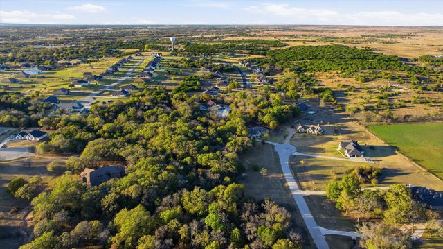 417 Acorn Trail, Granbury, TX 76049