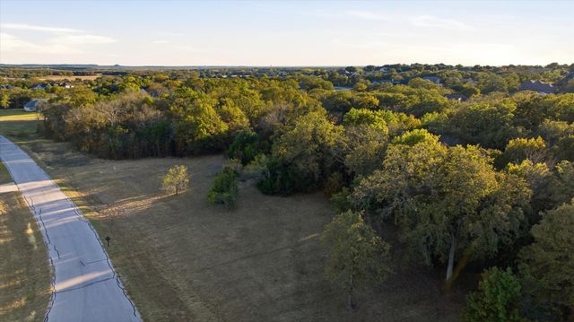 417 Acorn Trail, Granbury, TX 76049