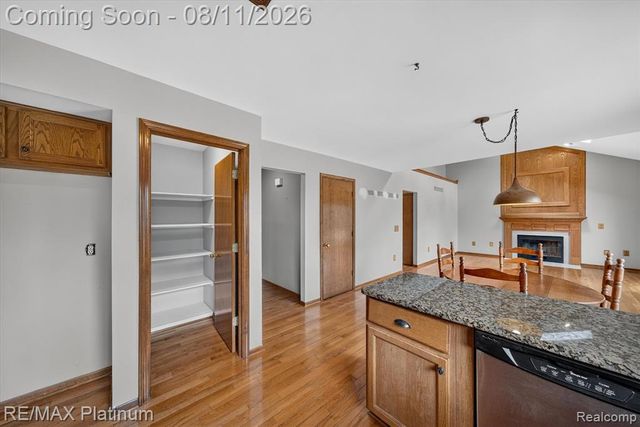 7892 Birkenstock Drive, Brighton, MI 48114