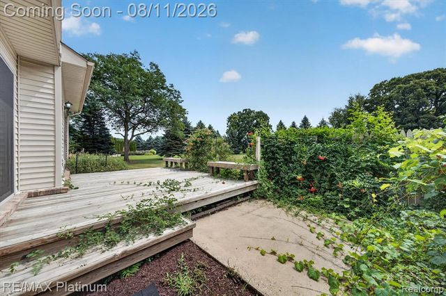 7892 Birkenstock Drive, Brighton, MI 48114