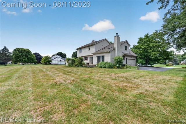 7892 Birkenstock Drive, Brighton, MI 48114
