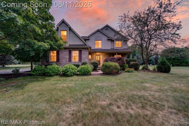 7892 Birkenstock Drive, Brighton, MI 48114