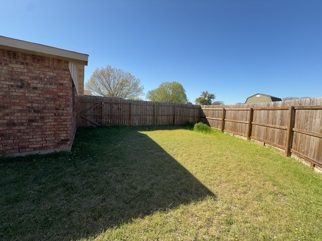 8917 Vernon Drive, Rowlett, TX 75088