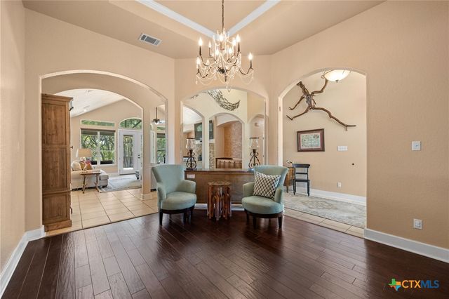 5545 Cliff Estates Road, Temple, TX 76502