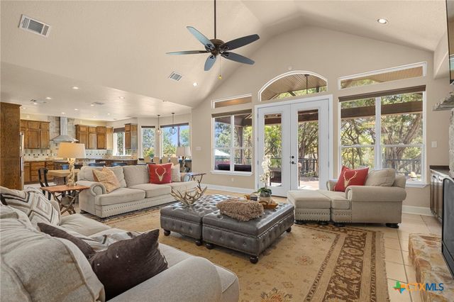 5545 Cliff Estates Road, Temple, TX 76502