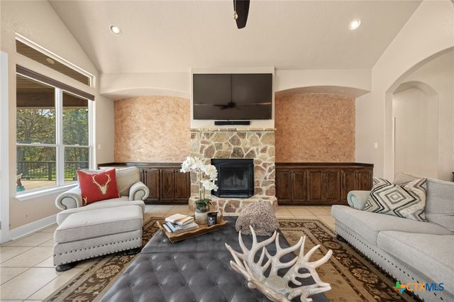 5545 Cliff Estates Road, Temple, TX 76502