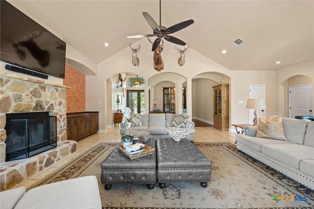 5545 Cliff Estates Road, Temple, TX 76502