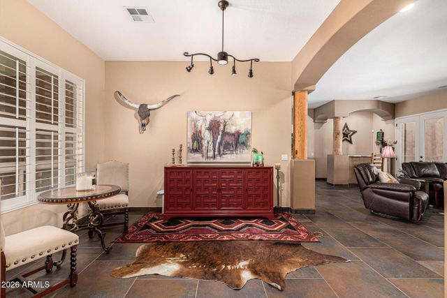 2324 E LA VERNA Way, Phoenix, AZ 85086