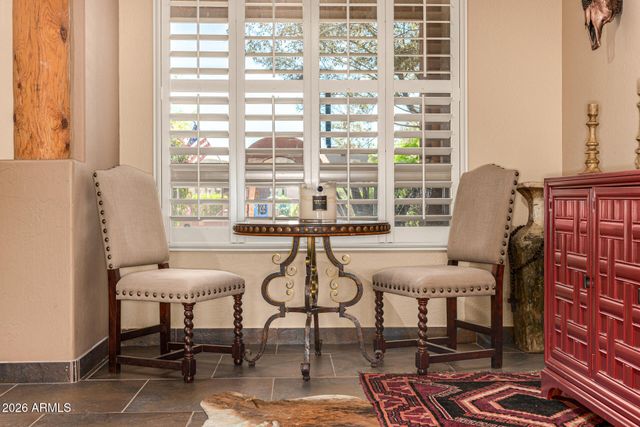 2324 E LA VERNA Way, Phoenix, AZ 85086