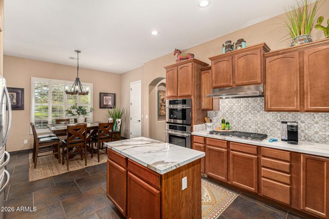 2324 E LA VERNA Way, Phoenix, AZ 85086