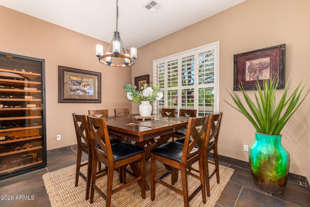 2324 E LA VERNA Way, Phoenix, AZ 85086