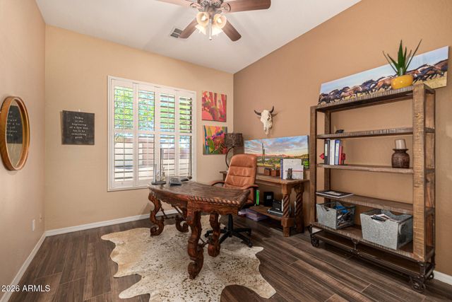 2324 E LA VERNA Way, Phoenix, AZ 85086