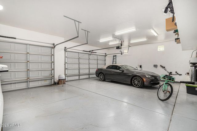 2324 E LA VERNA Way, Phoenix, AZ 85086