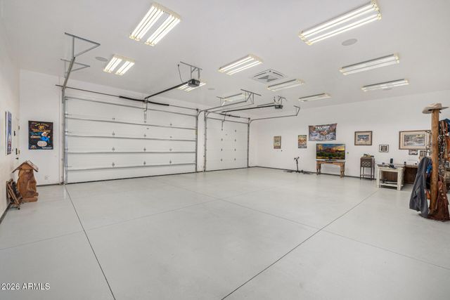 2324 E LA VERNA Way, Phoenix, AZ 85086