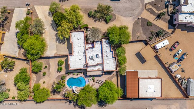 2324 E LA VERNA Way, Phoenix, AZ 85086