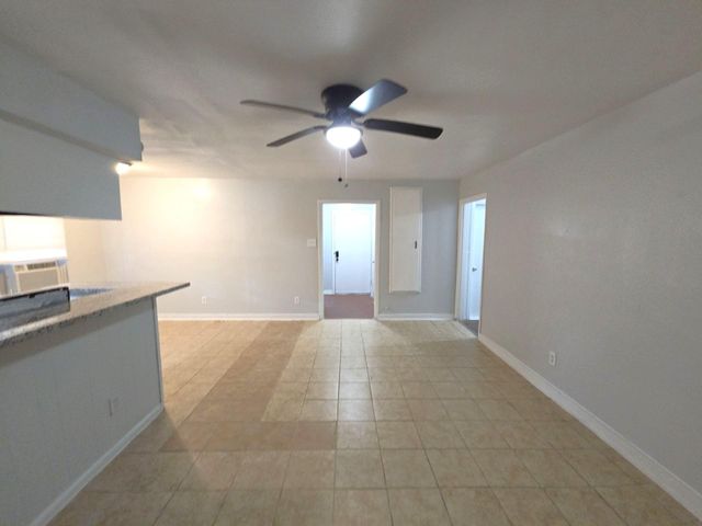 4203 Wuthering Heights Drive, Houston, TX 77045