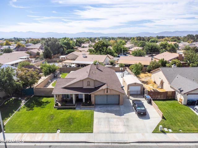 3310 Kayak Street, Lancaster, CA 93535
